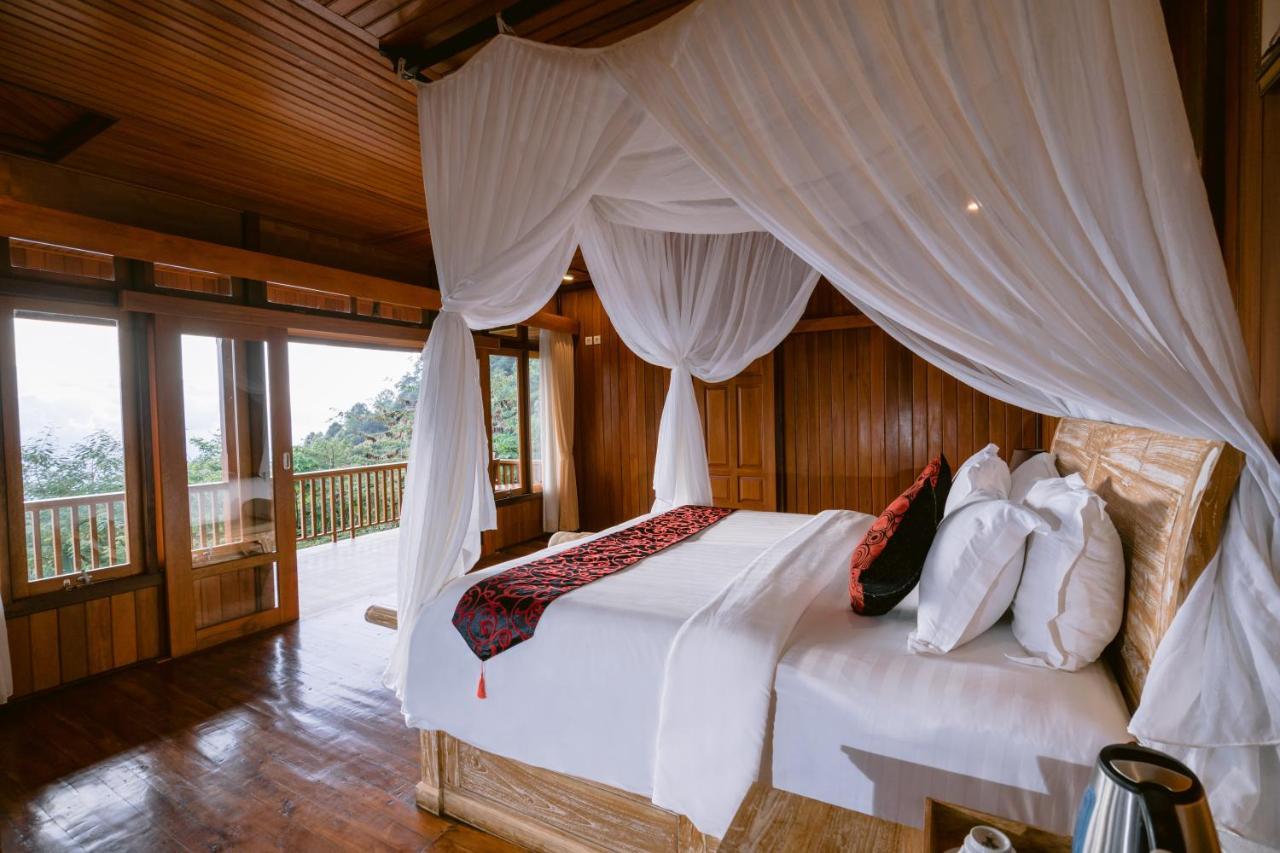 Munduk Menir Villas Exterior photo